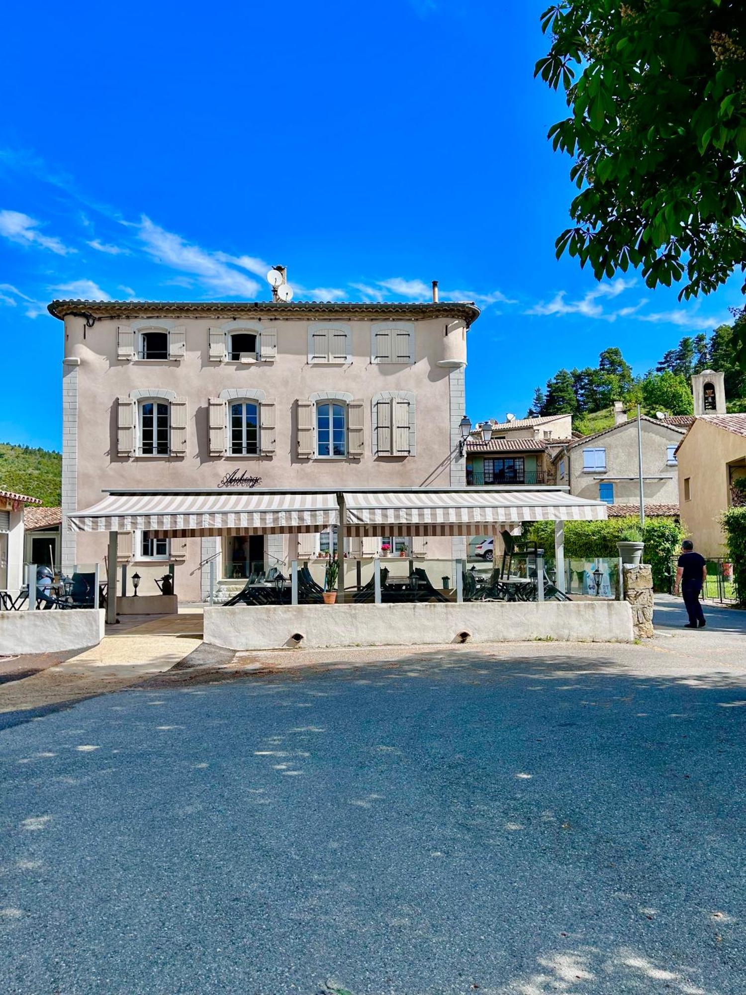 Auberge Du Bourguet Brenon Екстериор снимка