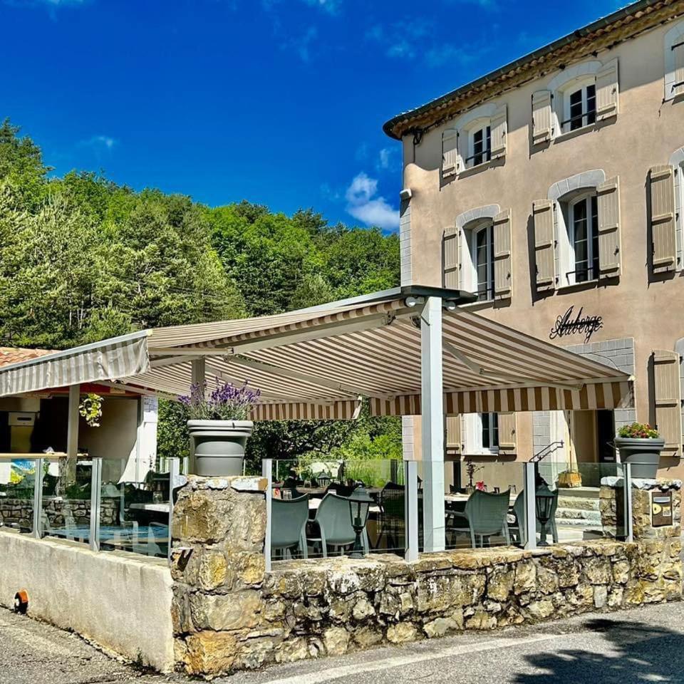 Auberge Du Bourguet Brenon Екстериор снимка